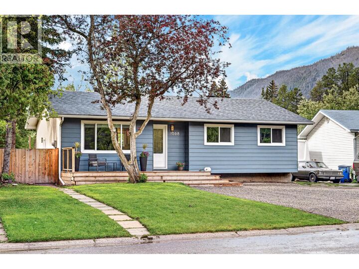 Property Photo: 308 Alpine Place BC V0B 2G0