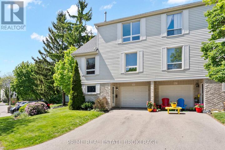 Property Photo:  315 Everglade Crescent  ON N6H 4M7 