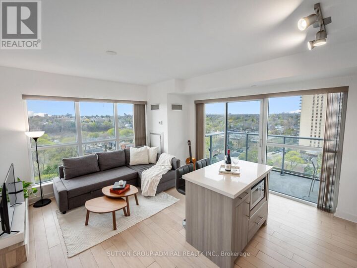 Property Photo:  58 Orchard View Boulevard 1202  ON M4R 0A2 