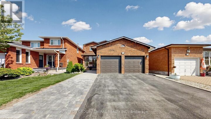 Property Photo:  71 Oliver Lane  ON L6A 1B2 