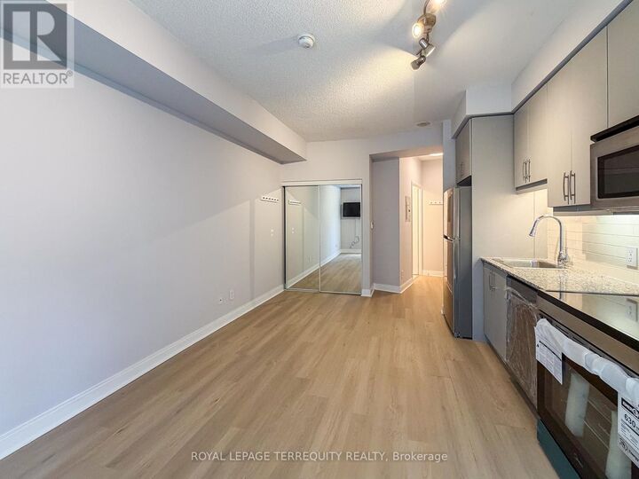 Property Photo:  1 Scott Street 311  ON M5E 1A1 