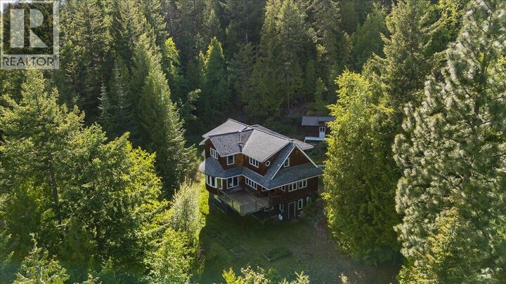 Property Photo: 3630 Mountain View Road BC V0G 2G3