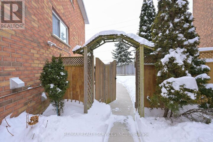 Property Photo: 42 Brambirch Crescent Basement ON L7A 1V1