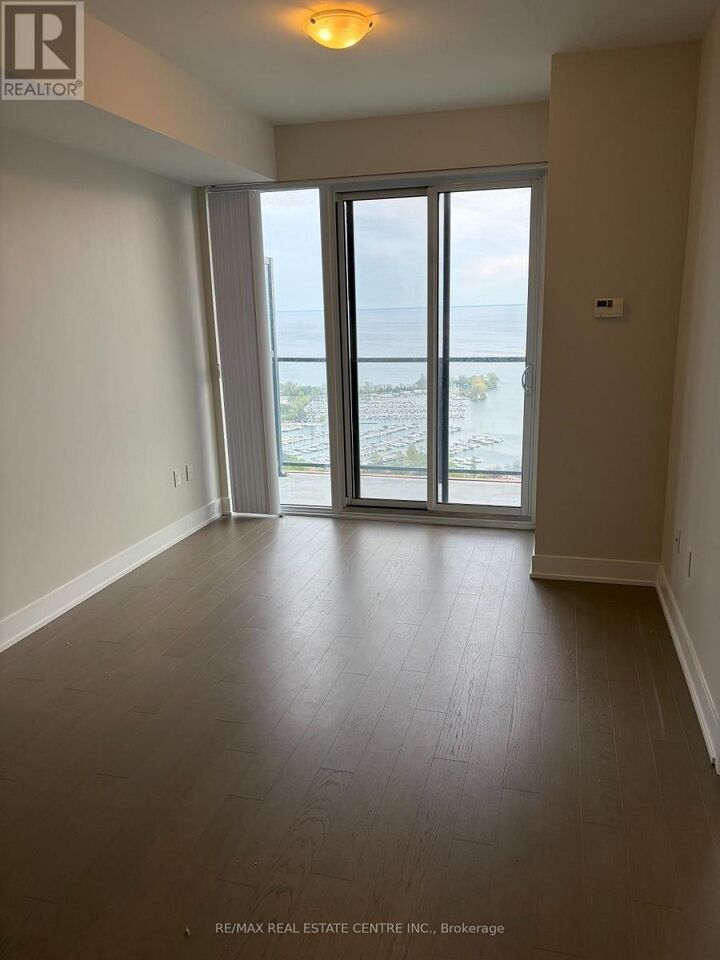 Property Photo: 30 Shore Breeze Drive 3818 ON M8V 0J1