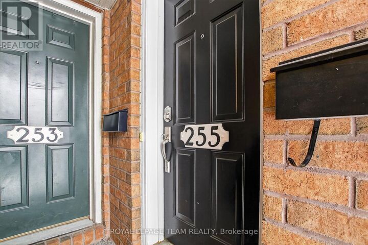 Property Photo: 255 Deercroft Avenue ON K2J 5J9