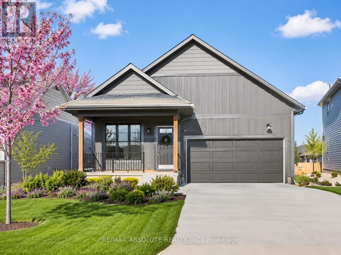 Property Photo: 185 Seabert Drive ON K7S 0K4