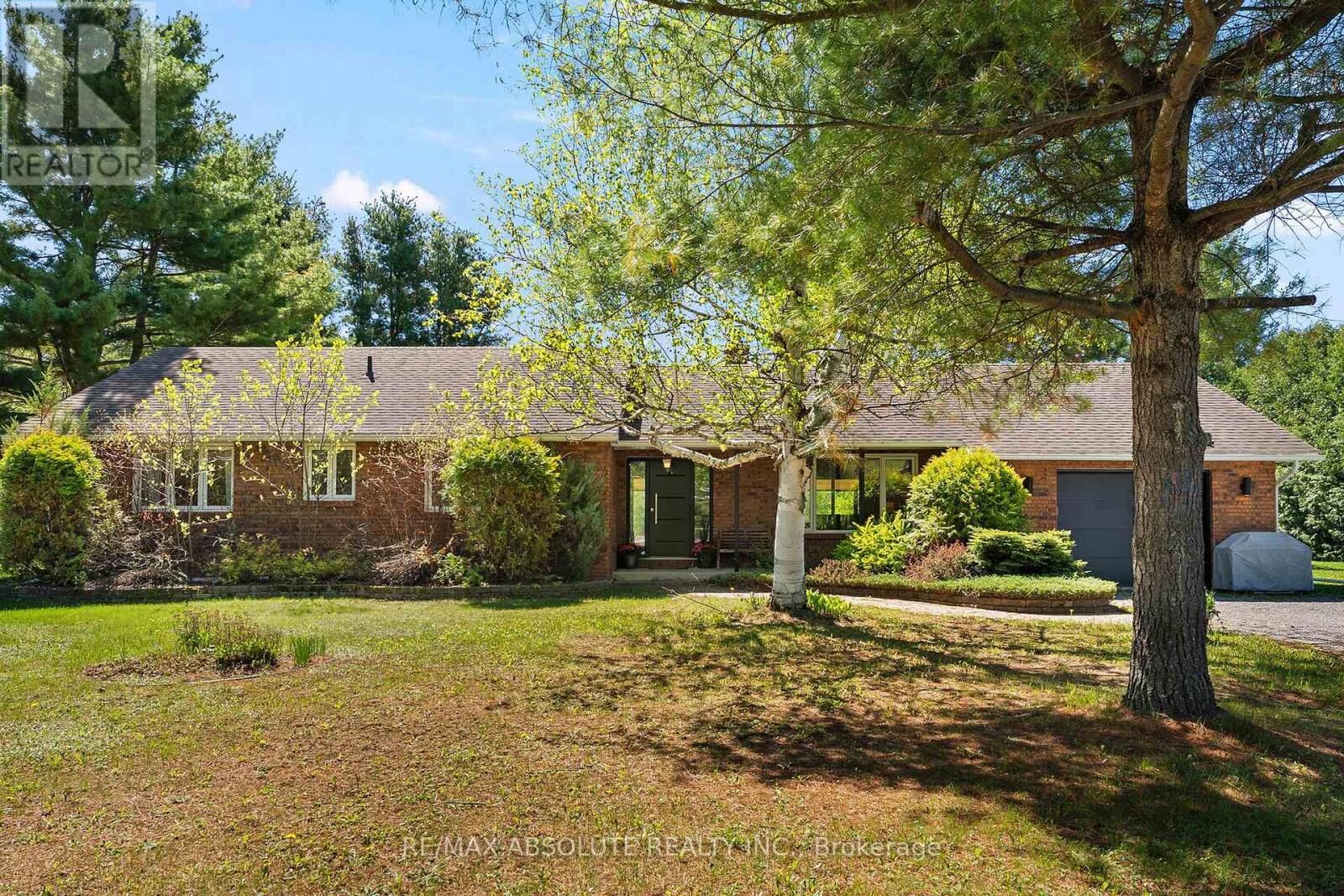Property Photo: 213 Calabogie Road ON K7S 3G8