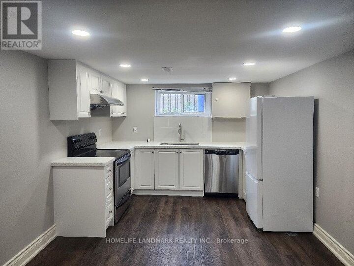 Property Photo:  2042 Constance Drive  ON L6J 2V5 