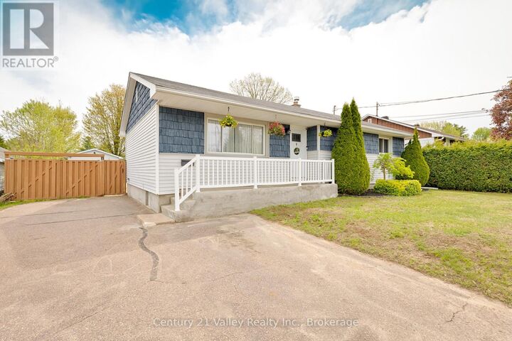 Property Photo: 36 Mary Street ON K8H 1R9