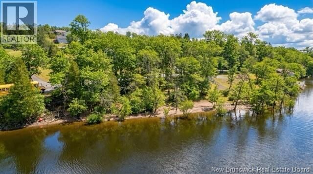 Property Photo:  487 Gondola Point Road  NB E2E 1E5 