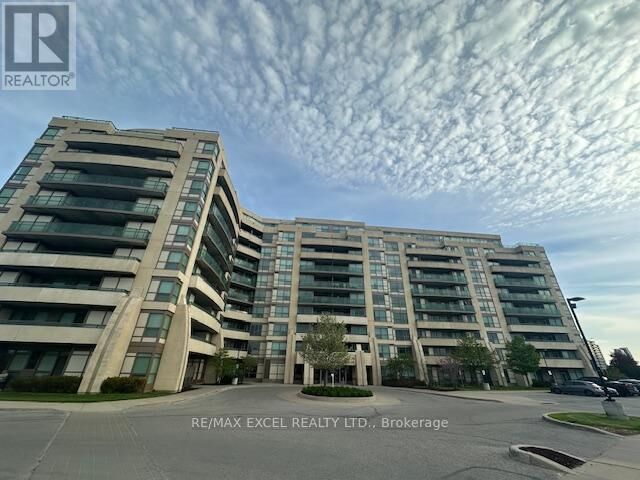 Property Photo:  75 Norman Bethune Avenue 220  ON L4B 0B6 