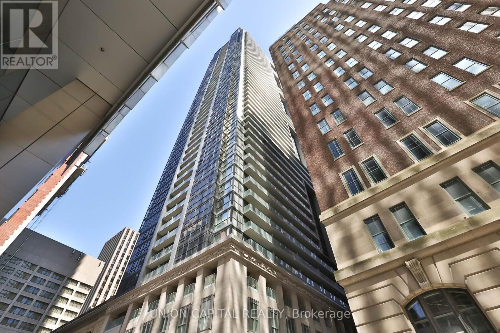 Property Photo: 70 Temperance Street 2003 ON M5H 4E8
