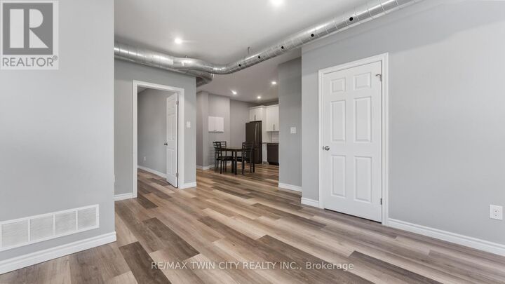 Property Photo: 140 North Superior Street North ON N3S 2L4