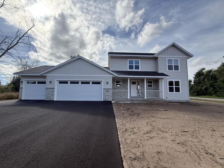 Property Photo:  561 Amberwood Way  WI 54467 
