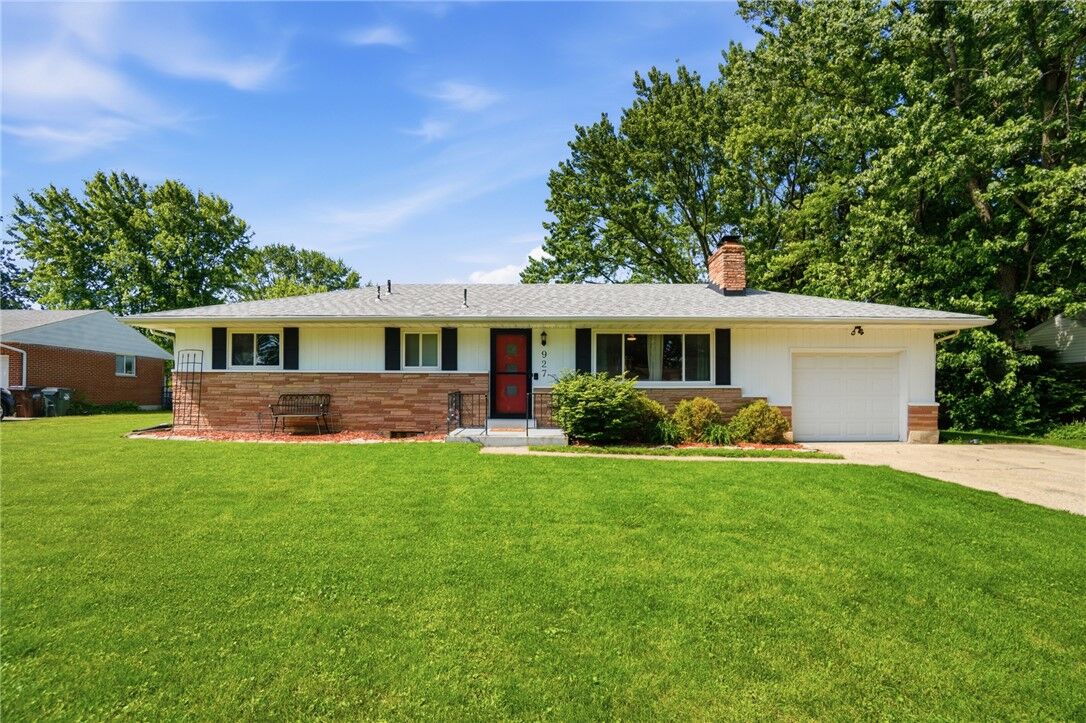Property Photo:  927 Princewood Avenue  OH 45429 