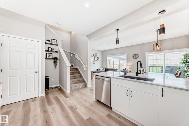 Property Photo:  22566 99A Avenue NW  AB T5T 3M8 