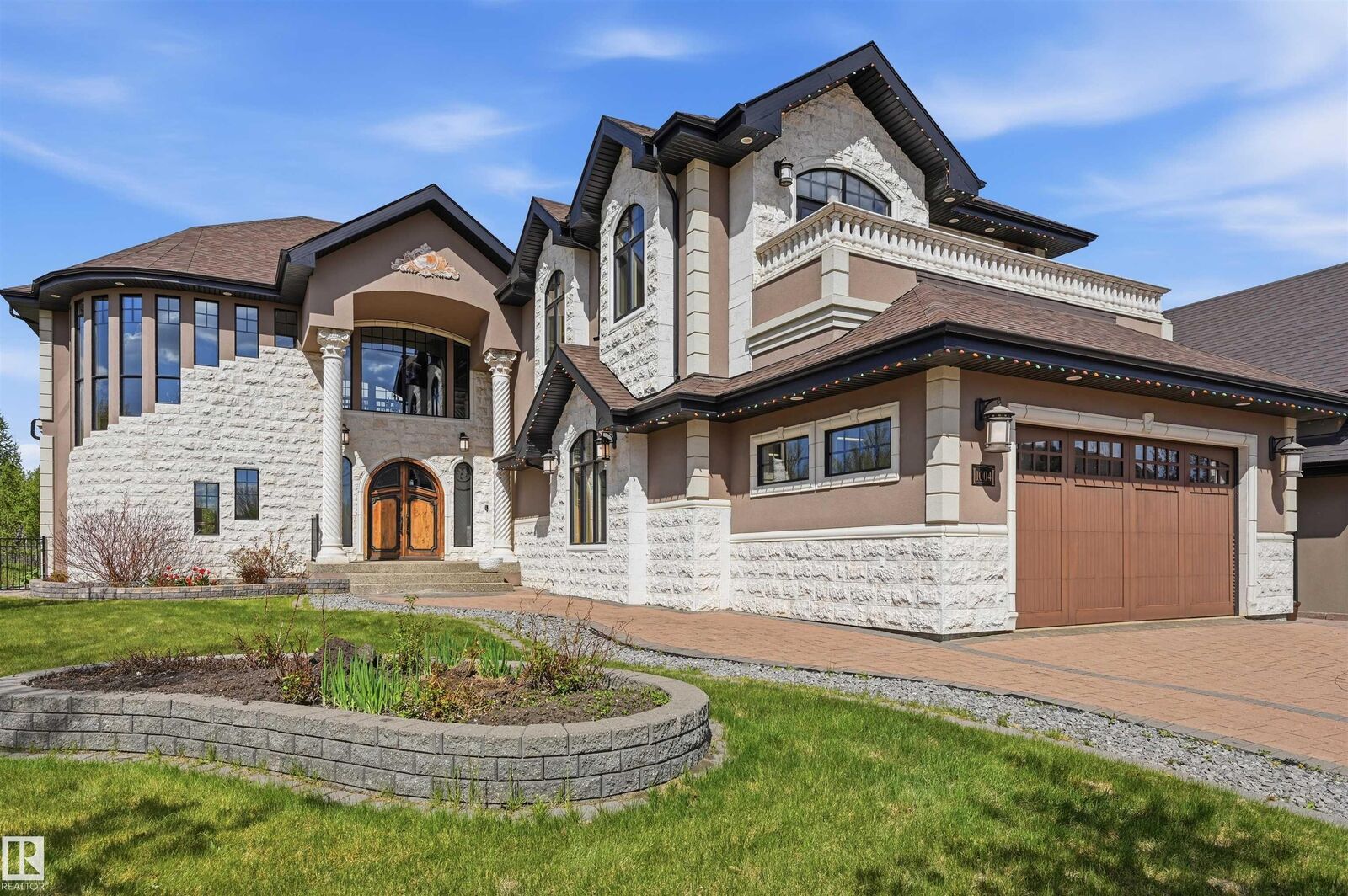 Property Photo:  1004 Hollands Point(E) NW  AB T6R 3T1 