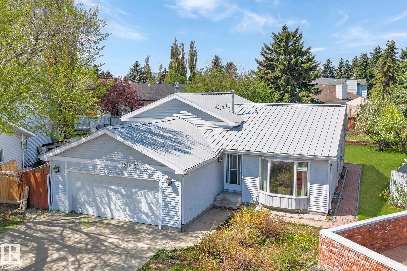 Property Photo: 17946 57 Avenue NW AB T6M 1X3