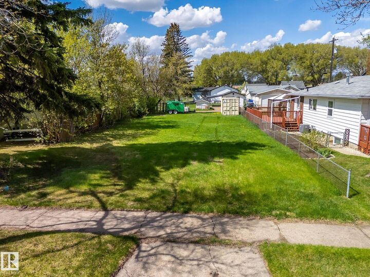 Property Photo:  12122 45 Street NW  AB T5W 2V1 