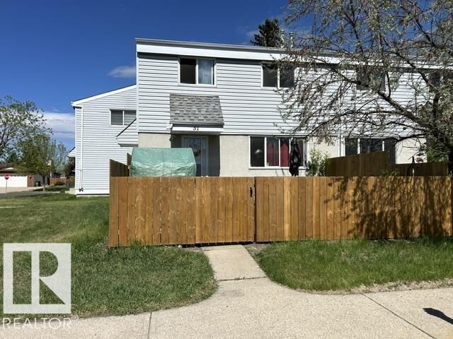 51 McLeod Place NW — photo 1