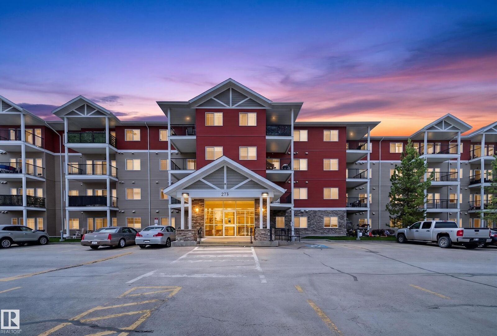 Property Photo:  273 Charlotte Way 102  AB T8H 0N9 
