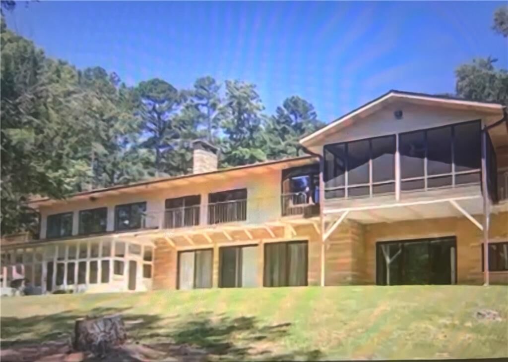 Property Photo: 2101 Poplar Falls Road GA 30058