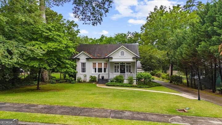 Property Photo: 106 Westmore Road GA 30165