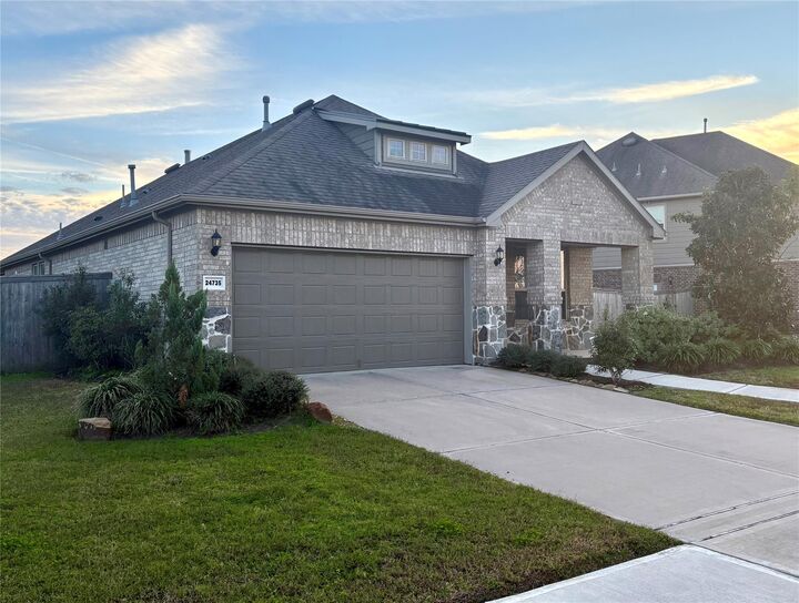 Property Photo: 24735 Twilight Hollow Lane TX 77406