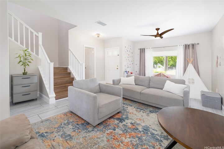 Property Photo:  91-1018 Kaimalie Street R2  HI 96706 