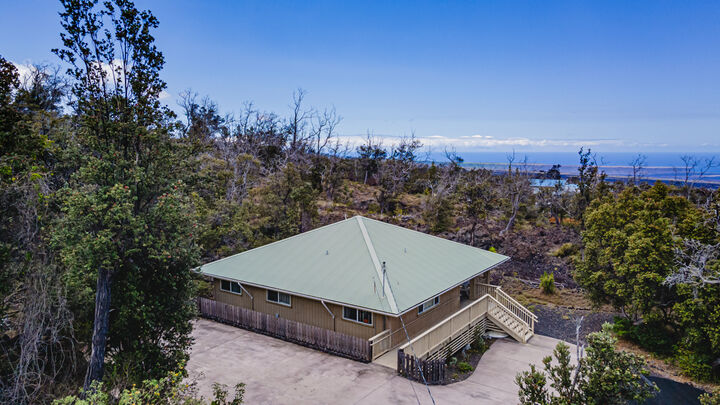 Property Photo: 92-1804 Keaka Pkwy HI 96737