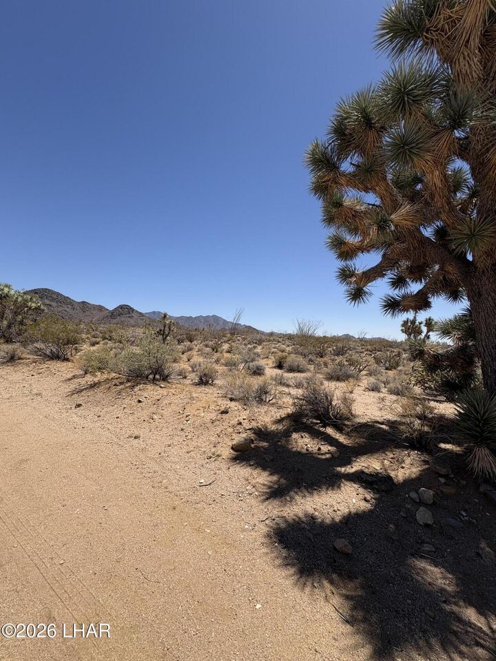 Property Photo:  000 E Maricopa Dr  AZ 86438 