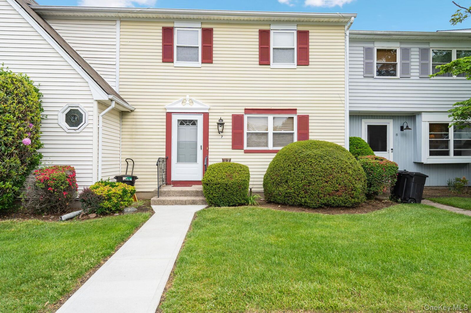 Property Photo:  7 Merrimac Court  NY 11727 