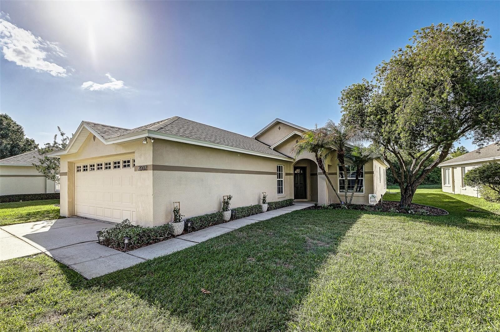 Property Photo: 2002 Rocky Pointe Drive FL 33813