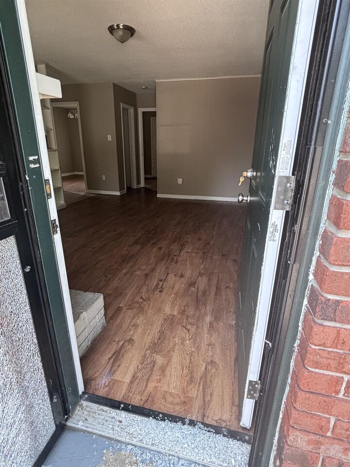 Property Photo:  3332 Clearbrook St  TN 38118 