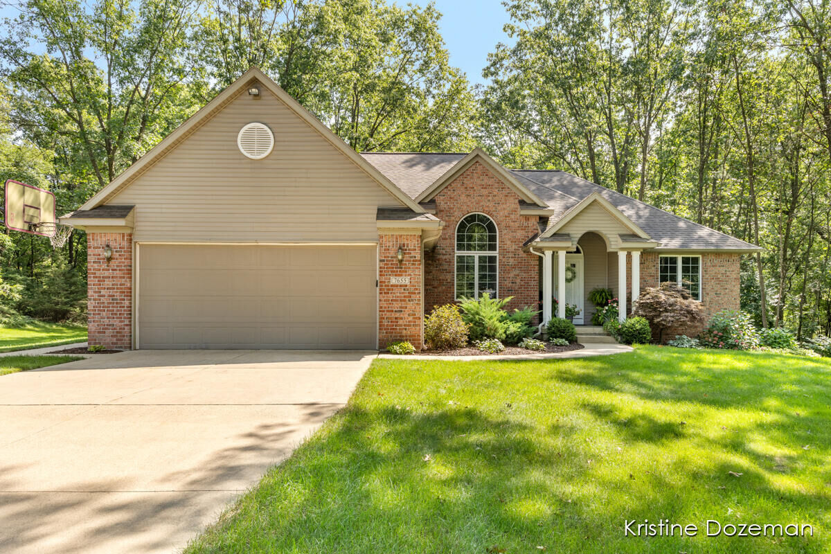 Property Photo: 7655 Raven Ridge Drive MI 49316
