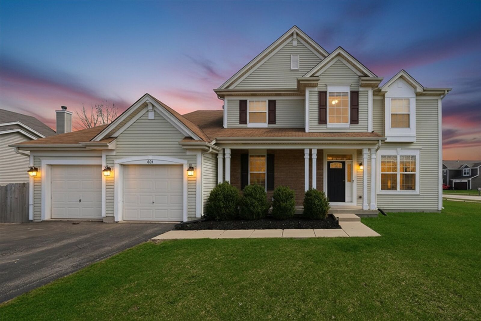 Property Photo:  