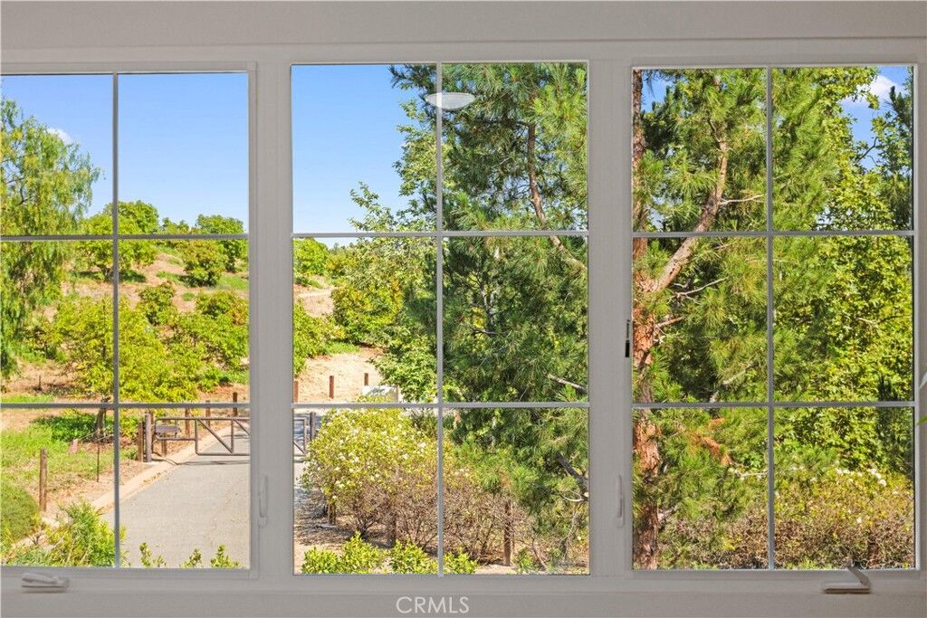 Property Photo:  54 Painted Cameo  CA 92602 
