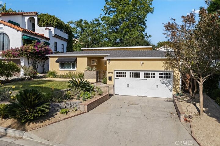 Property Photo:  1212 N Lemon  CA 92831 