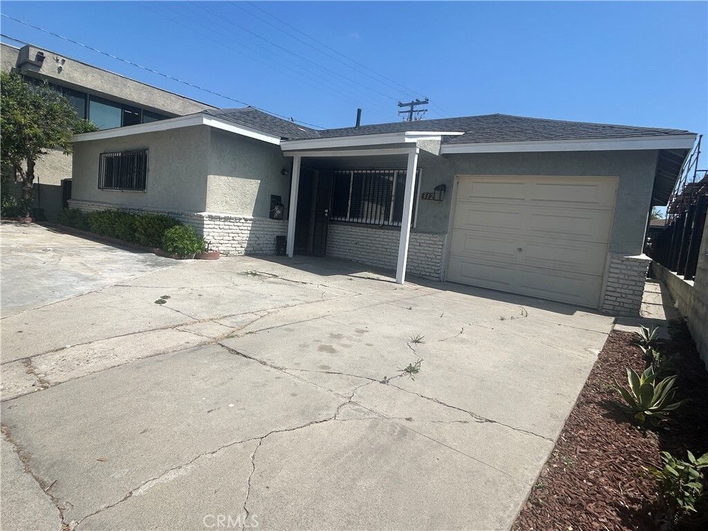 Property Photo:  3128 W 147th  CA 90249 