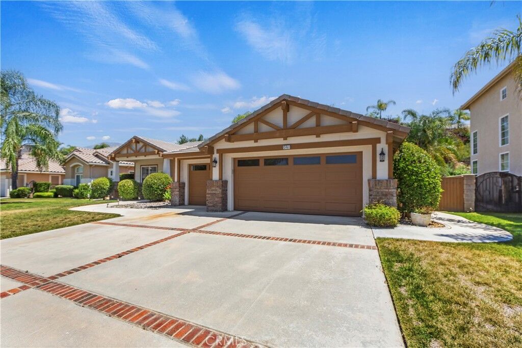 Property Photo: 13481 Canyon View CA 92399