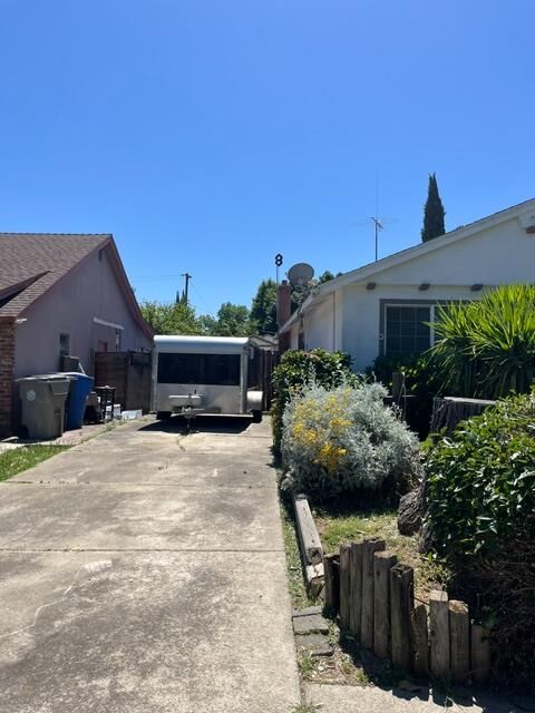 Property Photo: 3100 Normington Drive CA 95833