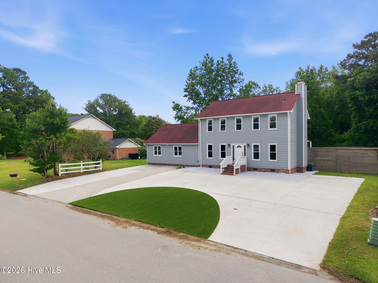 Property Photo:  904 Grathwol Drive  NC 28405 