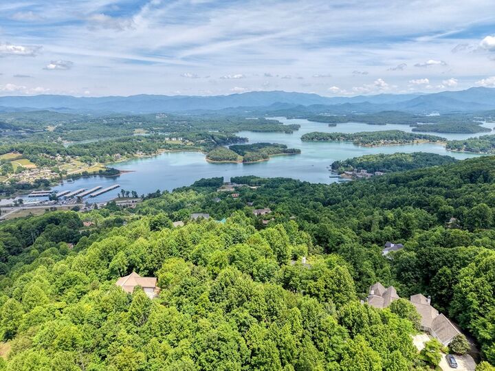 Property Photo:  860 Ramey Mountain Road  GA 30546 