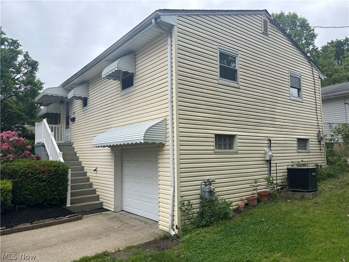 Property Photo: 2265 S Hawkins Avenue OH 44314