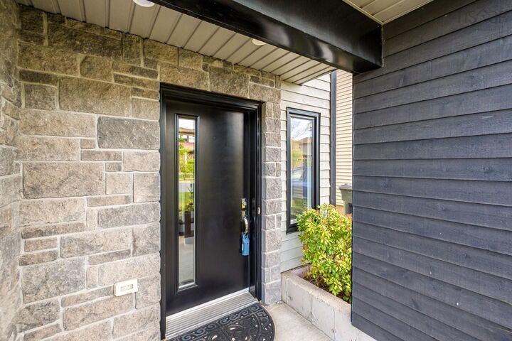 Property Photo:  10 Bramwell Court  NS B4B 0W2 