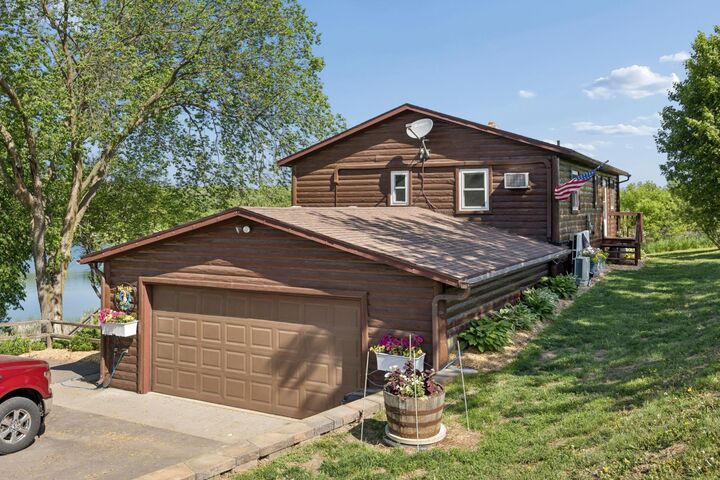 Property Photo: 19483 County Road 43 MN 56368