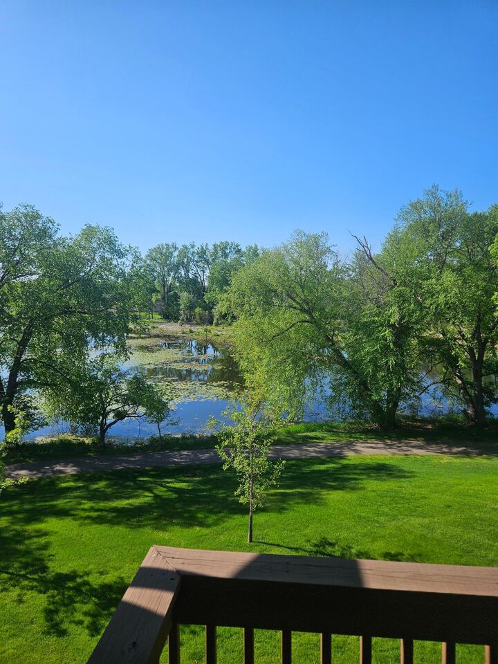 Property Photo:  2638 Lake Court Drive 30  MN 55112 