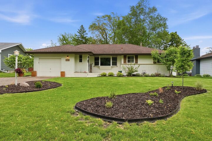 Property Photo: 3908 Utah Avenue N MN 55427