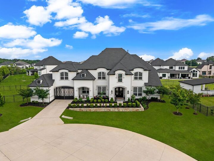 Property Photo: 5401 Barry Boulevard TX 75022
