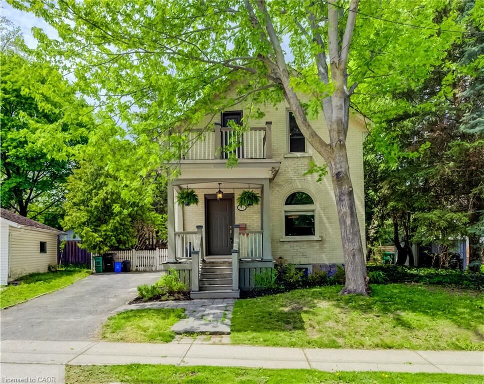 Property Photo:  134 David Street  ON N2G 1Y2 